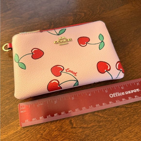 Limited Edition COACH Coated Cloth Pink and Cherry Zippered Pouch - Picture 7 of 11